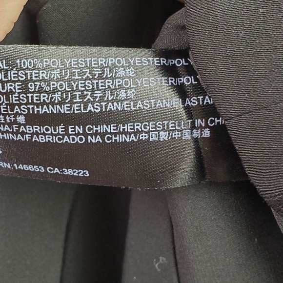 Keepsake Women's Faux Wrap Black Romper Sz Sm - Picture 8 of 8